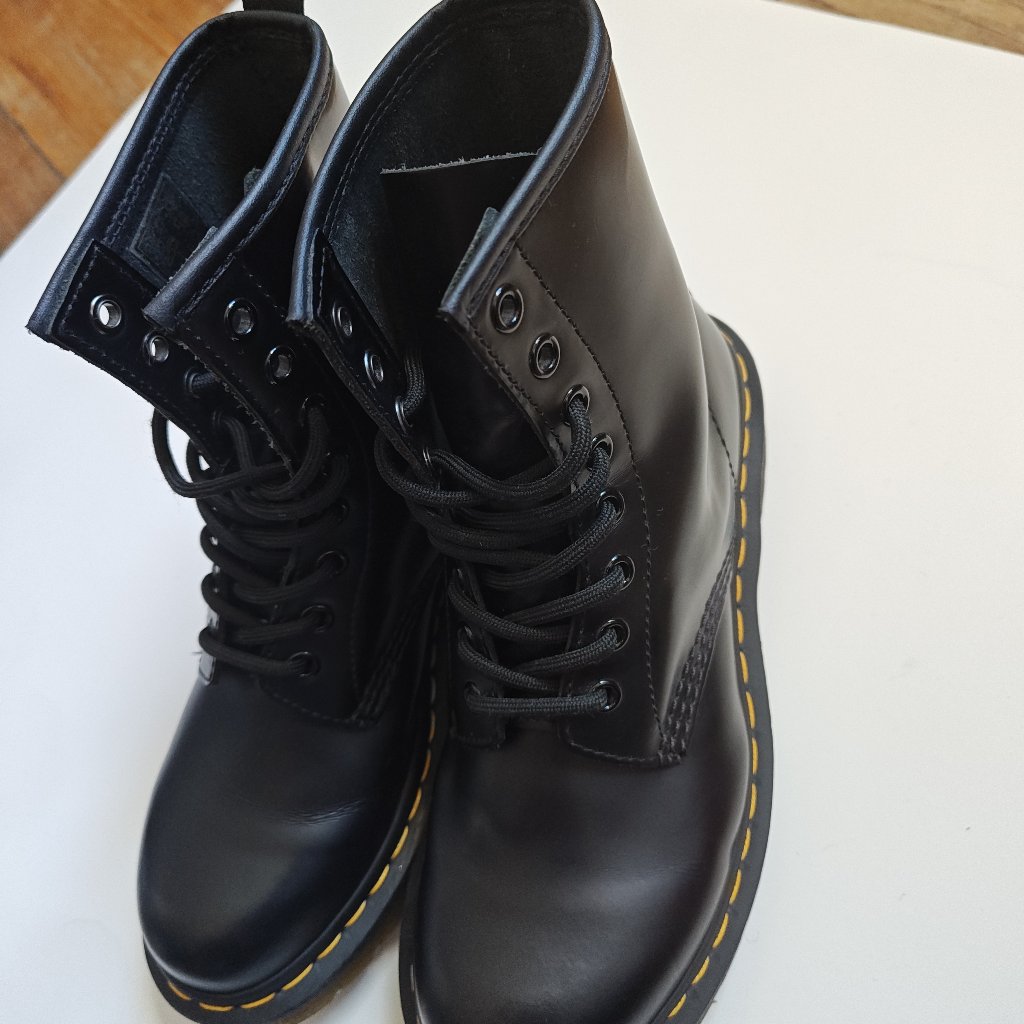 Womens Dr Marteens Smooth Leather Lace Up Boots